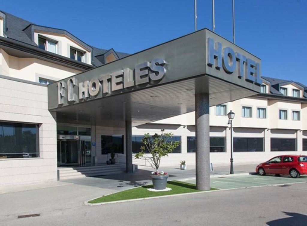 Hotel Fc Villalba Collado Villalba Exterior photo